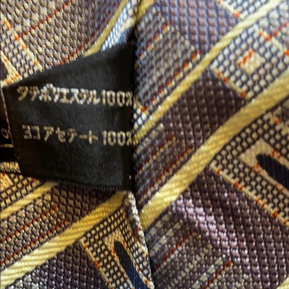 Abstract tie - Picture 4 of 4